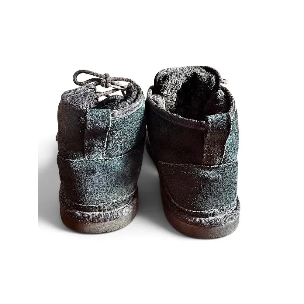 UGG Neumel Graphic Logo Black Suede Chukka Boots Men’s Size 11 UGGPlush